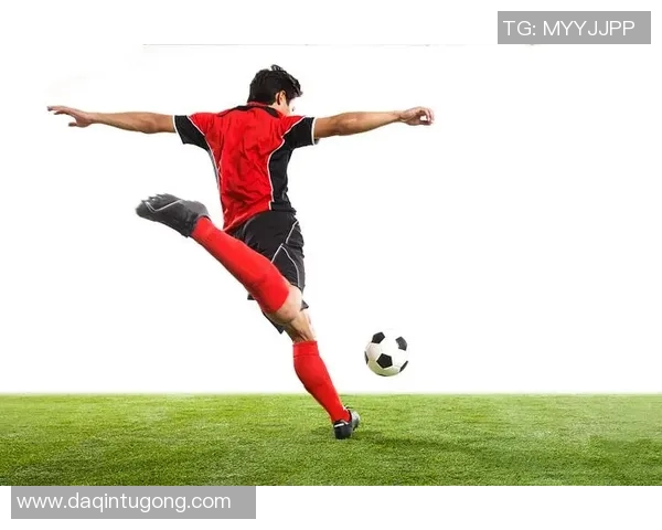 足球明星背影高清图文素材分享展现运动魅力与激情瞬间